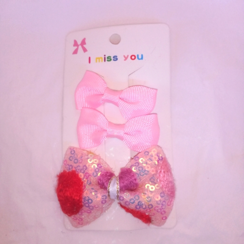 Girls bow handmade ( box Home )